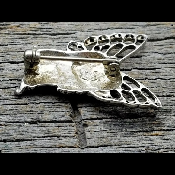 Vintage 925 stamped fairy sitting angel broach - Picture 5 of 6